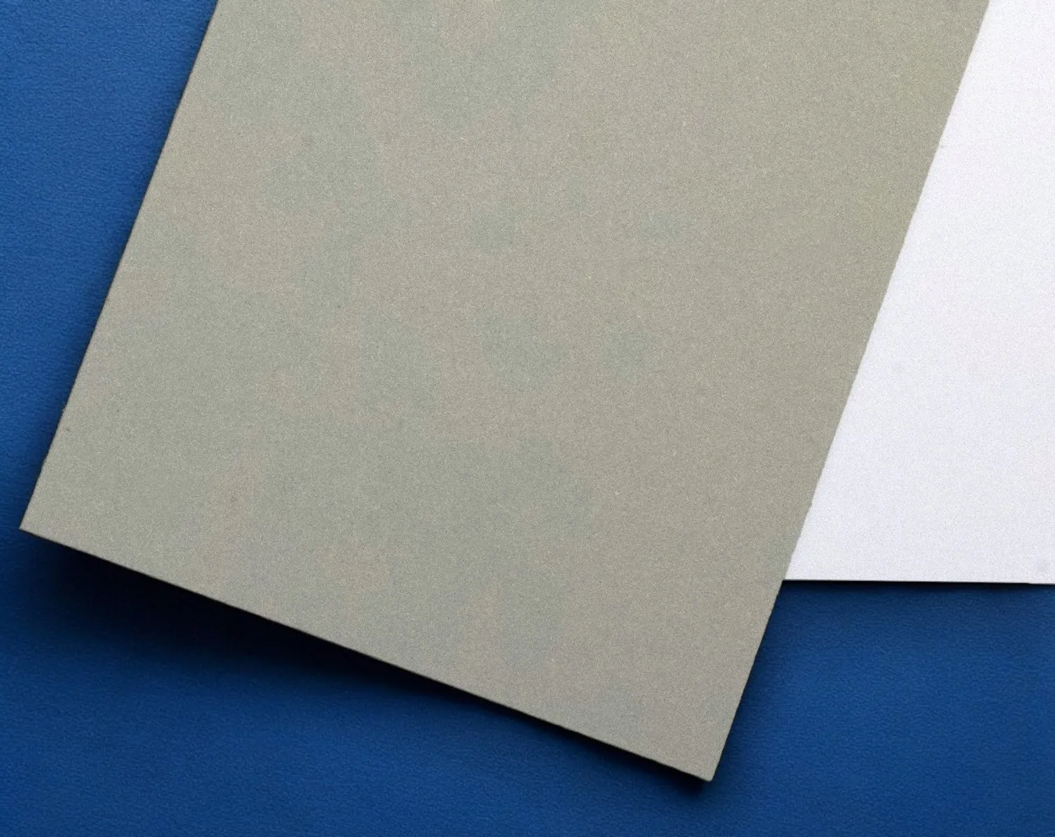 4/24 KERSEY OVERSIZED STAND COLLAR COAT(S Navy): S'YTE｜THE SHOP YOHJI  YAMAMOTO キャストコート紙 B4 Y目 （364mmX257mm） 232.6g/m2 250μ厚 1000枚入 CC233B4Y